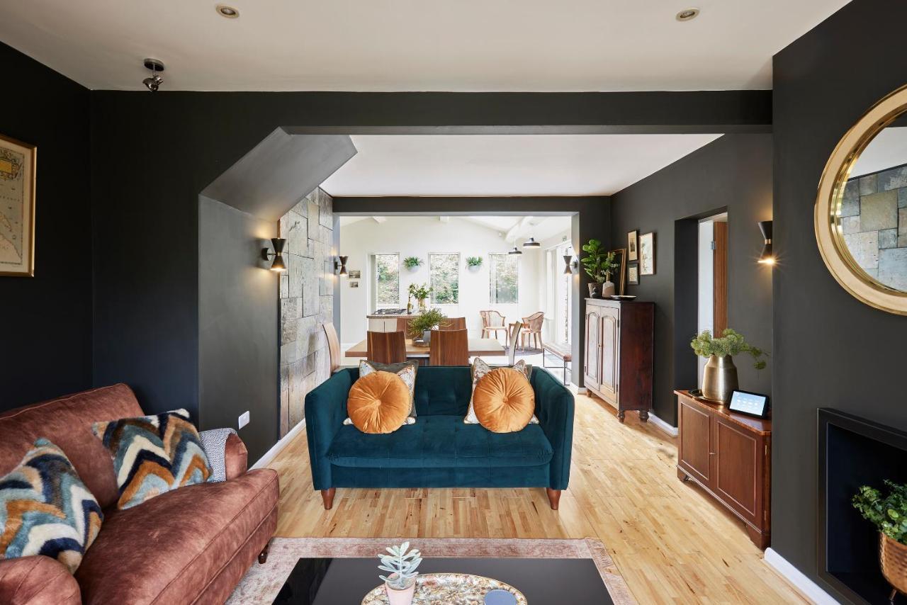 Lux Central Whitby Near Pannett Park/Cinder Trail Exterior photo